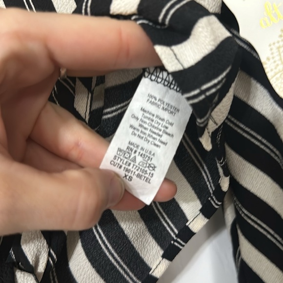 NWT Altar’d State Tie Front Top | Size XS | Pinstripe Crop Blouse - Picture 6 of 7